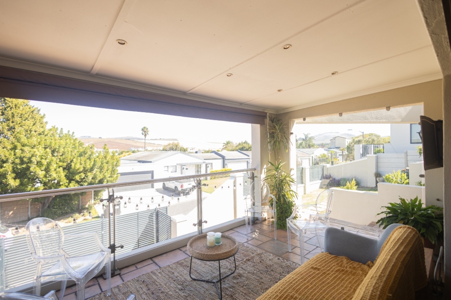 To Let 5 Bedroom Property for Rent in De Bron Western Cape